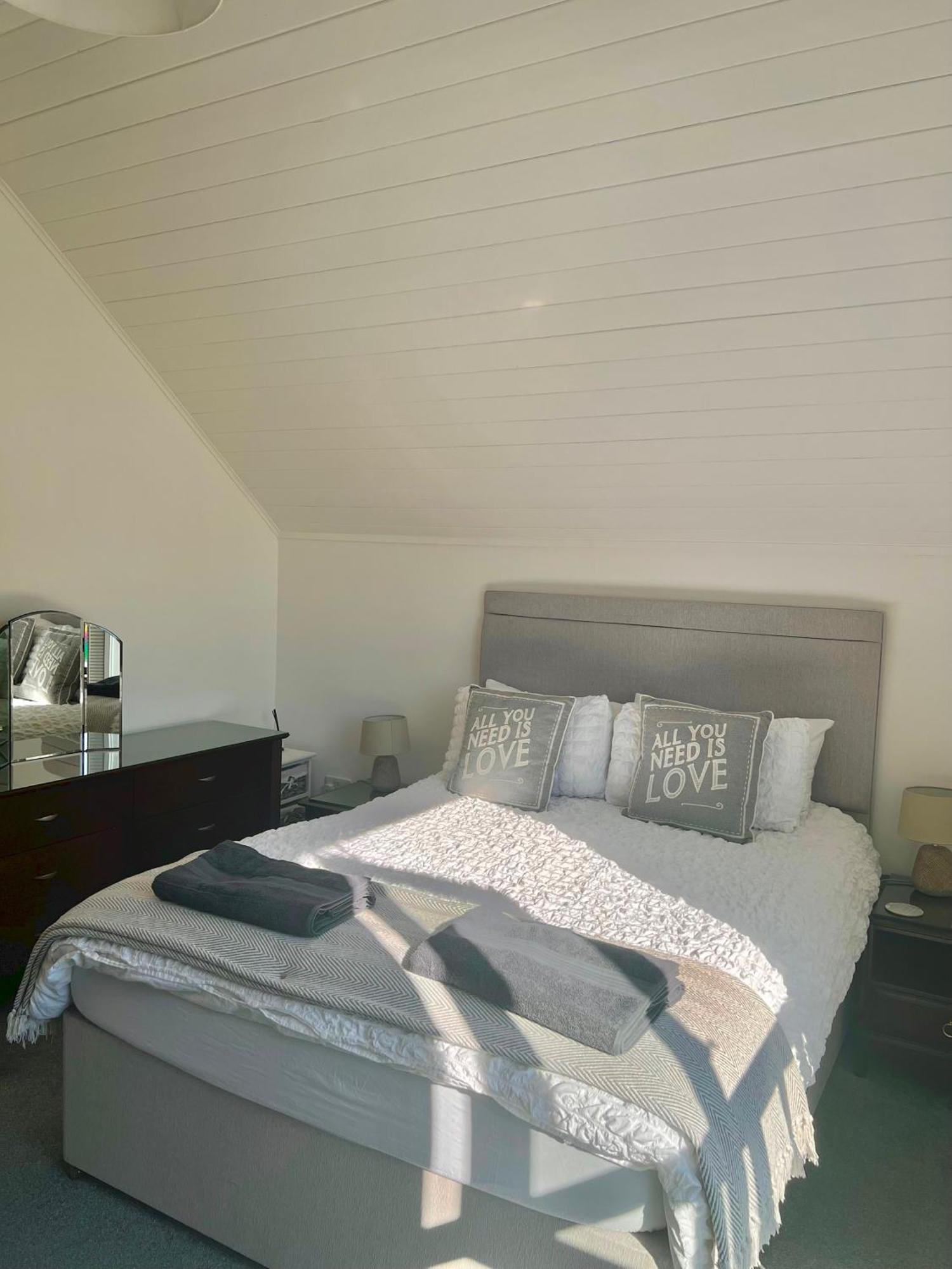 Nola Lodge サイレンセスター エクステリア 写真